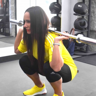 Día 20 -DESARROLLO- Un culo 10. Bienvenid@ a "UN CULO 10" <br /><br />Te propongo un entrenamiento de 30 días para tener "UN CULO 10". No importa la edad, tan solo necesitas 5 minutos al día para experimentar un asombroso cambio. ¡Te aseguro que notarás el antes y el después! Un proceso siempre es una mejoría en la calidad de vida de las personas. en este momento estas en ello. Enhorabuena!!!